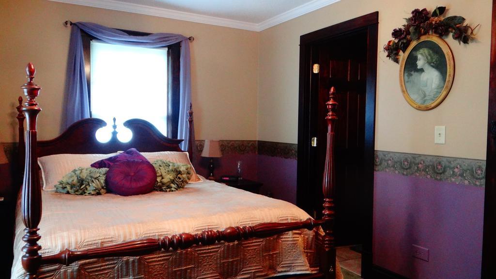 The Meier Inn, A Country Bed & Breakfast Boyceville Стая снимка
